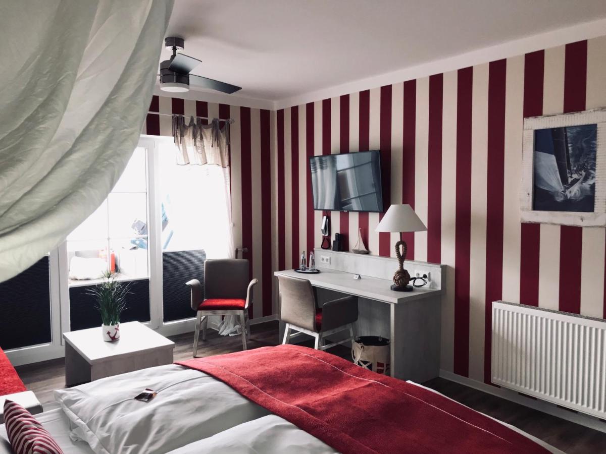 Der Leuchtturm-Gastro Gmbh Hotel Geierswalde Ngoại thất bức ảnh